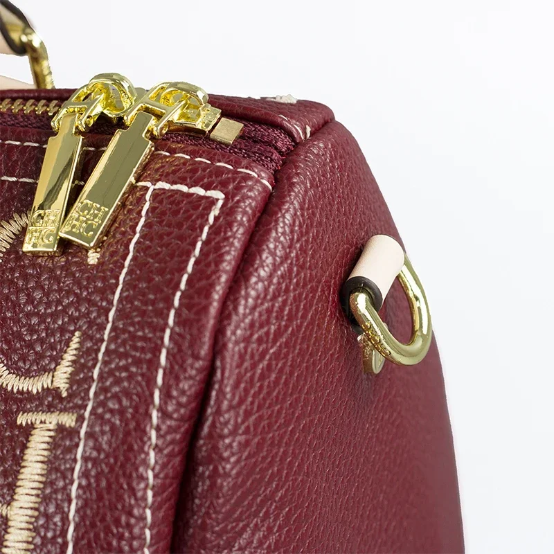 Tas Boston Bordir Huruf CH Wan - Embroidery Gold ulasan dan harga