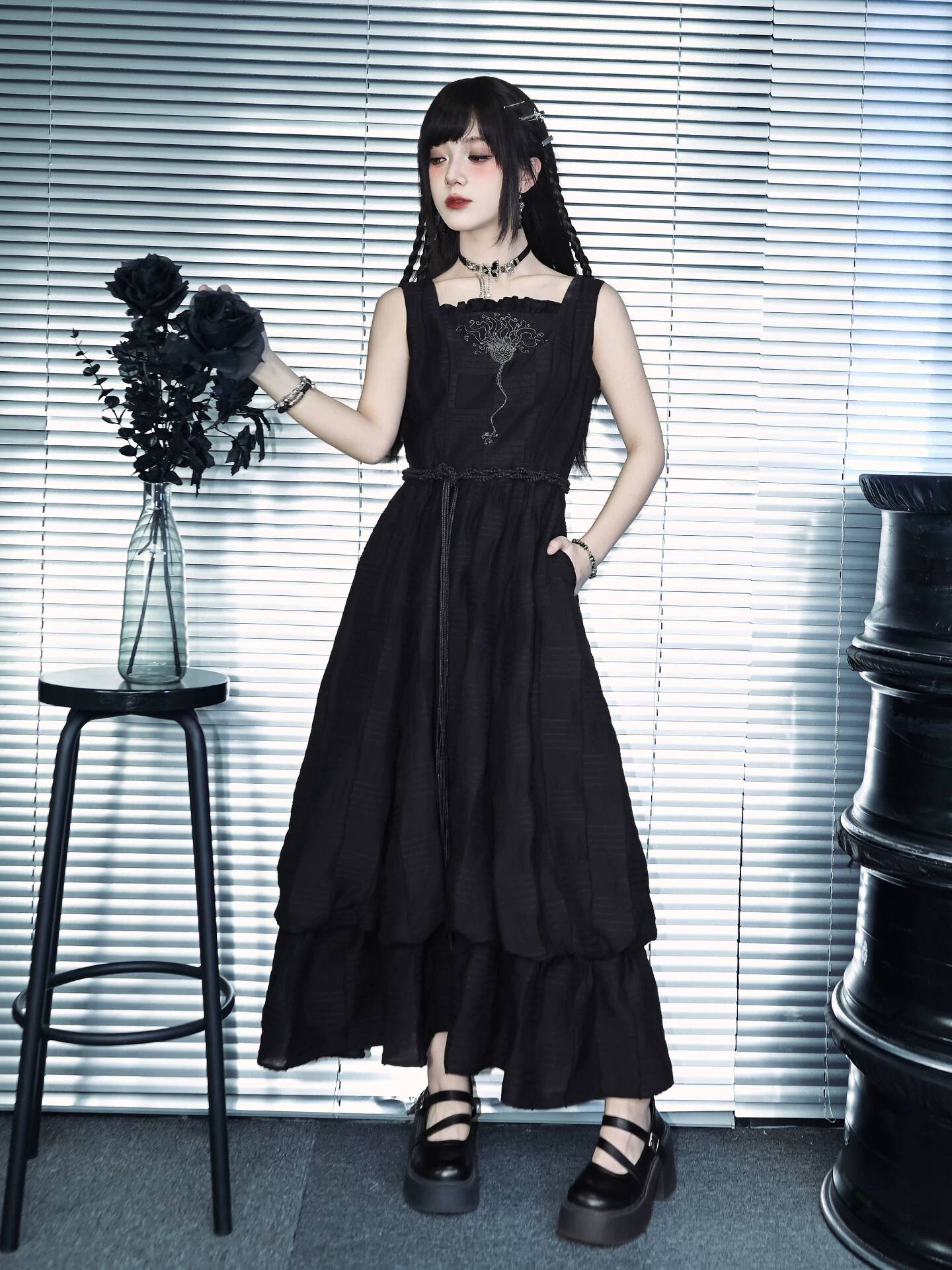Gaun Bud Lapisan Ganda Hitam B - Embroidery Dress ulasan dan harga