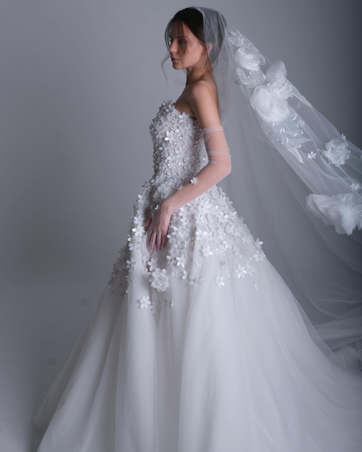 Gaun Pengantin LumiGown 2026 T - Embroidery Veil ulasan dan harga