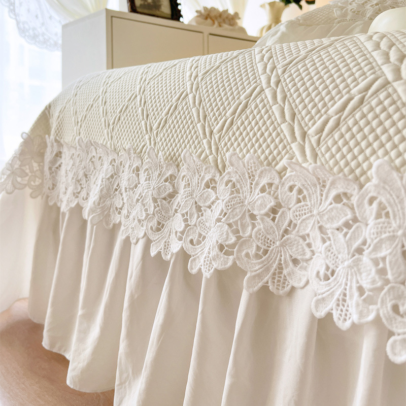 Set Seprai Pendingin Mewah Bor - Embroidery Quilt Cover ulasan dan harga