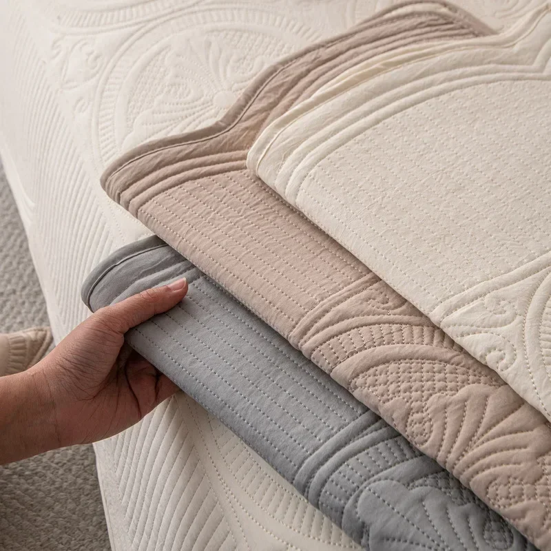 1 Buah Sarung Sofa Katun Tebal - Embroidery Quilt Cover ulasan dan harga